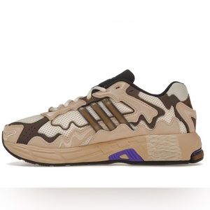 Bad Bunny Paso Fino
Adidas Response CL